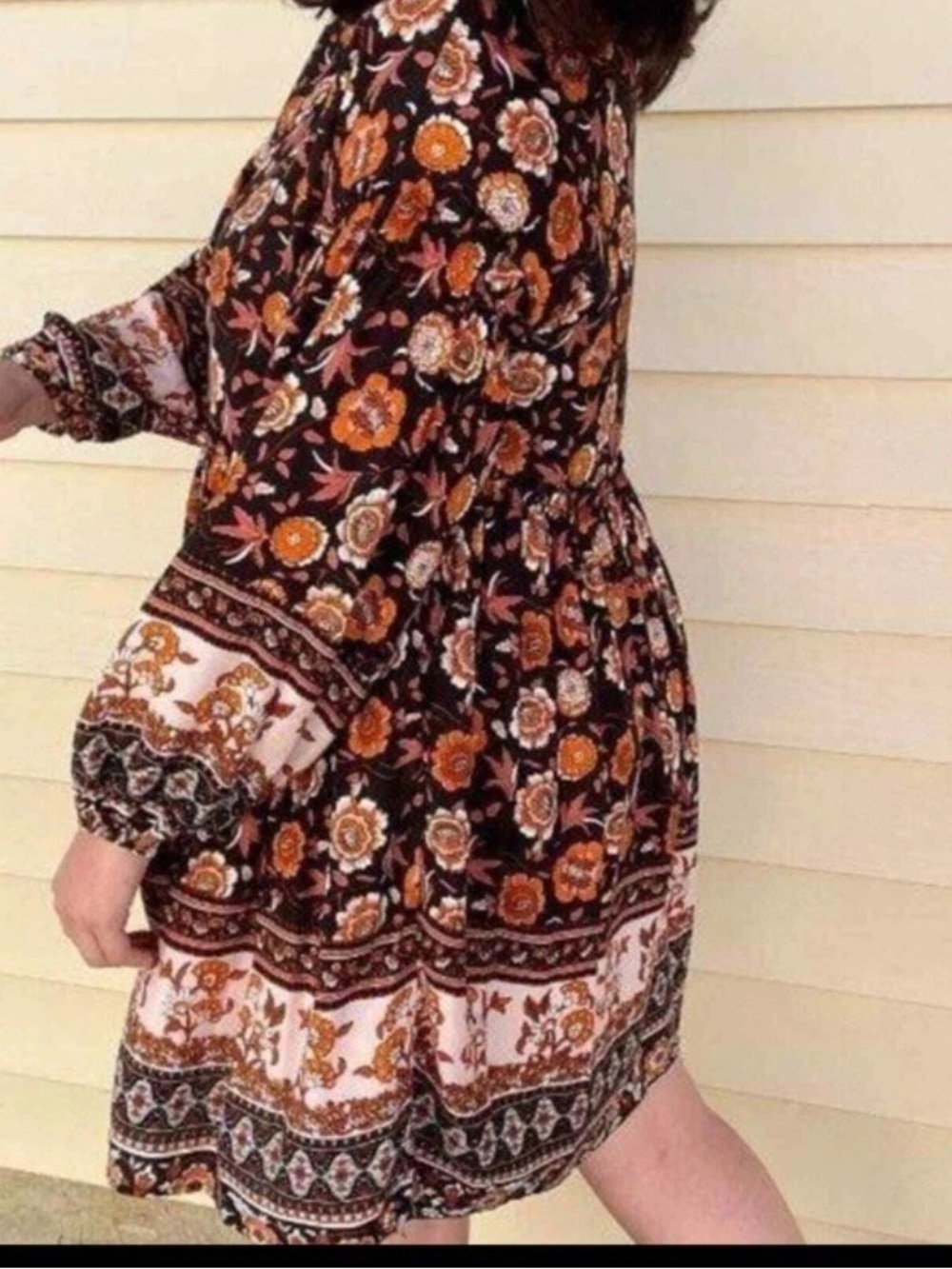 Hayden Los Angeles Falling Leaves Floral Dress Casual WOMEN Size Medium